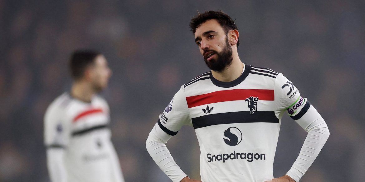 As bad as Bruno: Amorim simply has to sell 3/10 Man Utd "pushover"