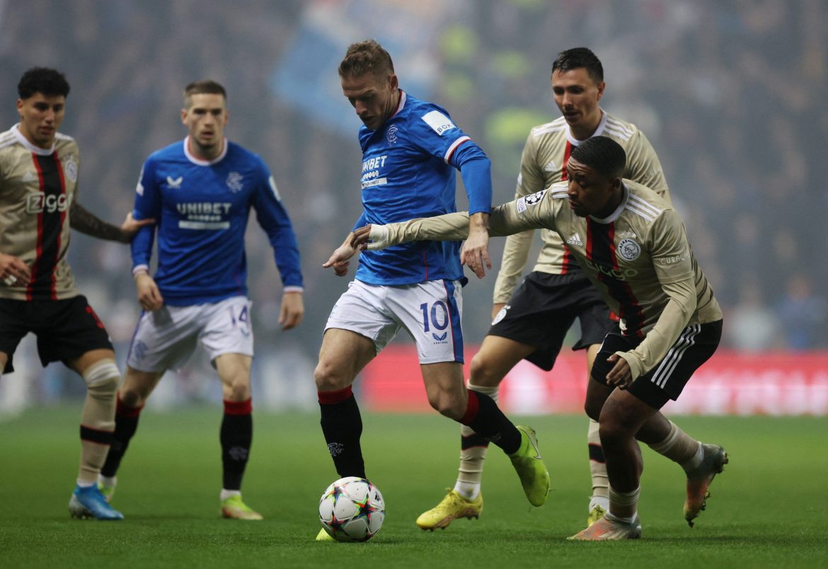 Rangers must ruthlessly ditch Steven Davis