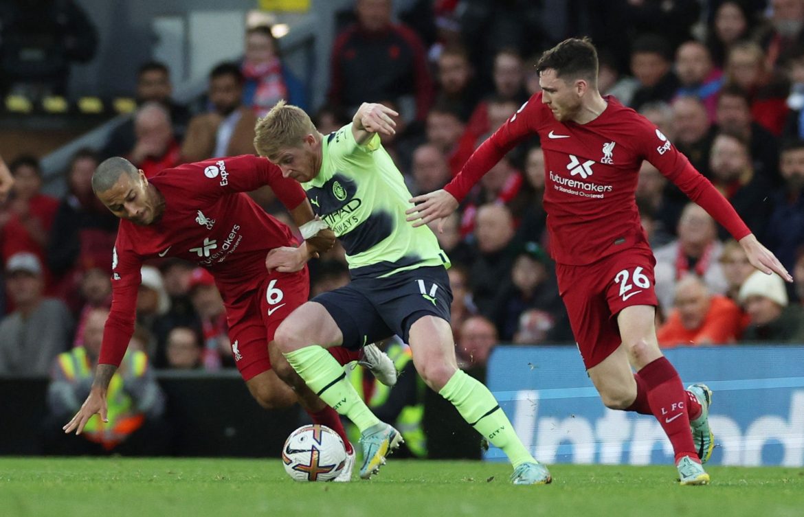 Liverpool: Journalist criticises Andy Robertson against Man City