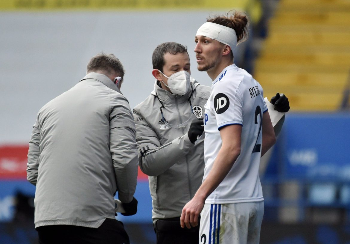 Leicester 1-3 Leeds: The stats behind Ayling’s display