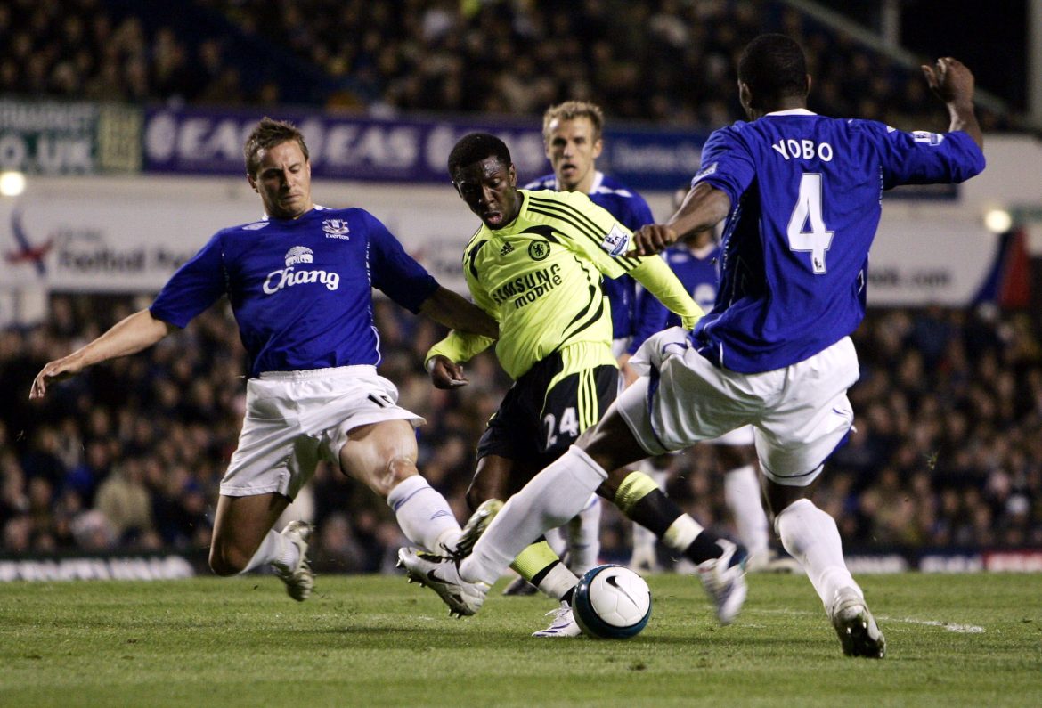Shaun Wright-Phillips sheds light on Chelsea struggles