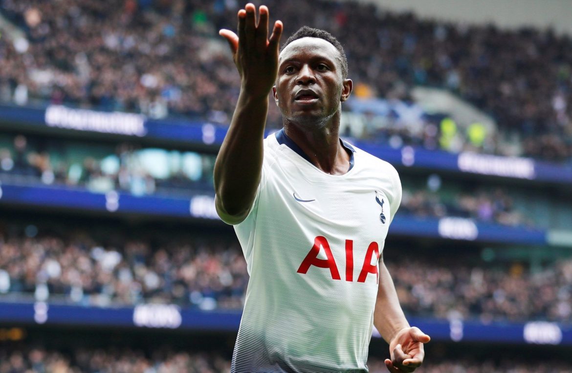 Spurs midfielder Wanyama urged to leave after "humiliation"