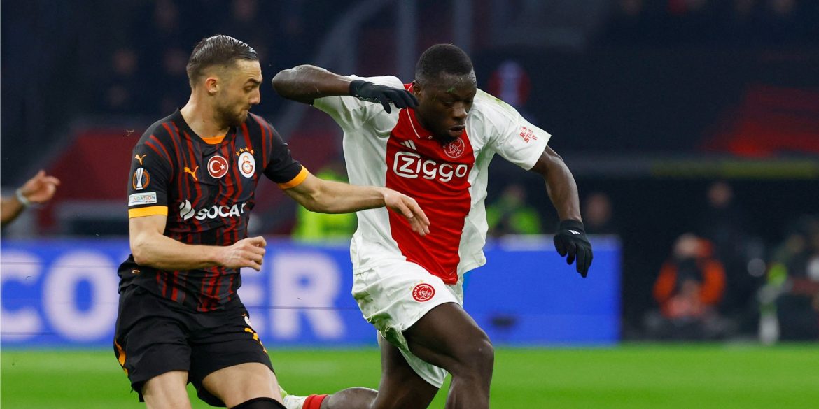 Sunderland already have a homegrown Brobbey in 18-year-old "crowd pleaser"
